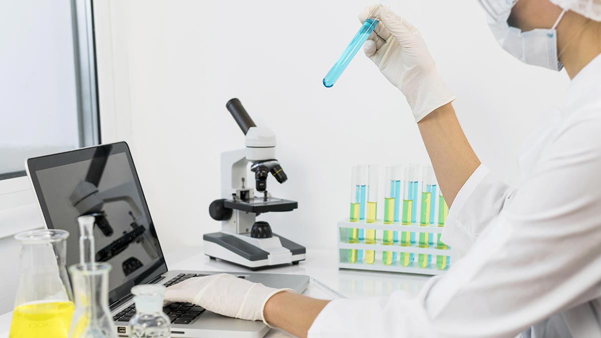 Laboratorium Klinik: Jenis Pemeriksaan dan Layanannya
